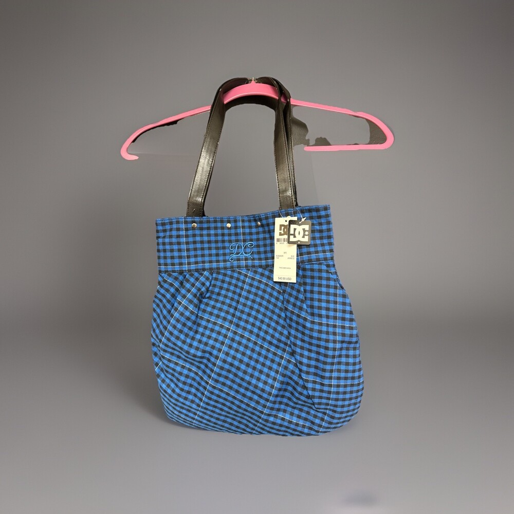 DC shoe company Purse